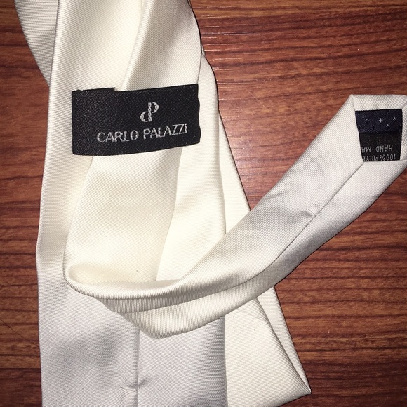 Carlo Palazzi White Neck Tie - Picture 2 of 2